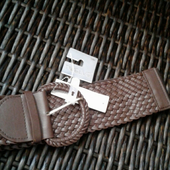 NWT twelve belt - Picture 4 of 4
